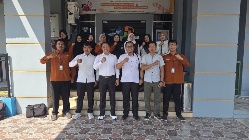 Desa Tebat Kubu Mulai Olah dan Analisis Hasil Pendataan
